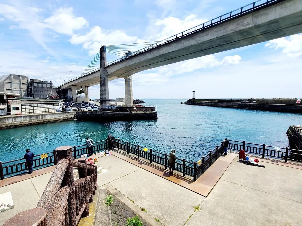 Hayakawa&2Rooms&48M2&5-6Pplmax&Best Location&Well Designed 早川駅徒歩2分 釣り場まで徒歩1分 グループ滞在可能なワーケーション最適プレイス Odawara